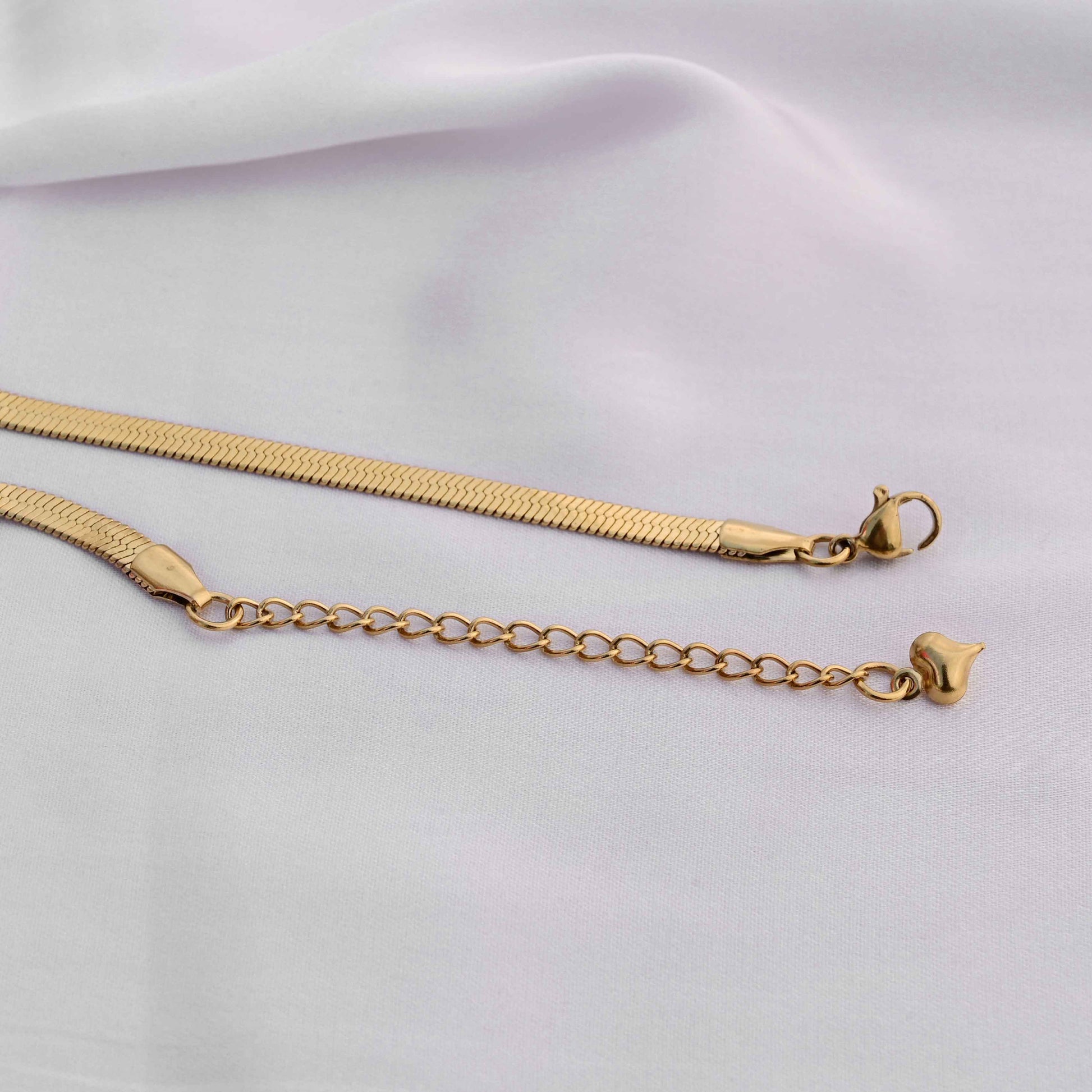 Gold snake chain