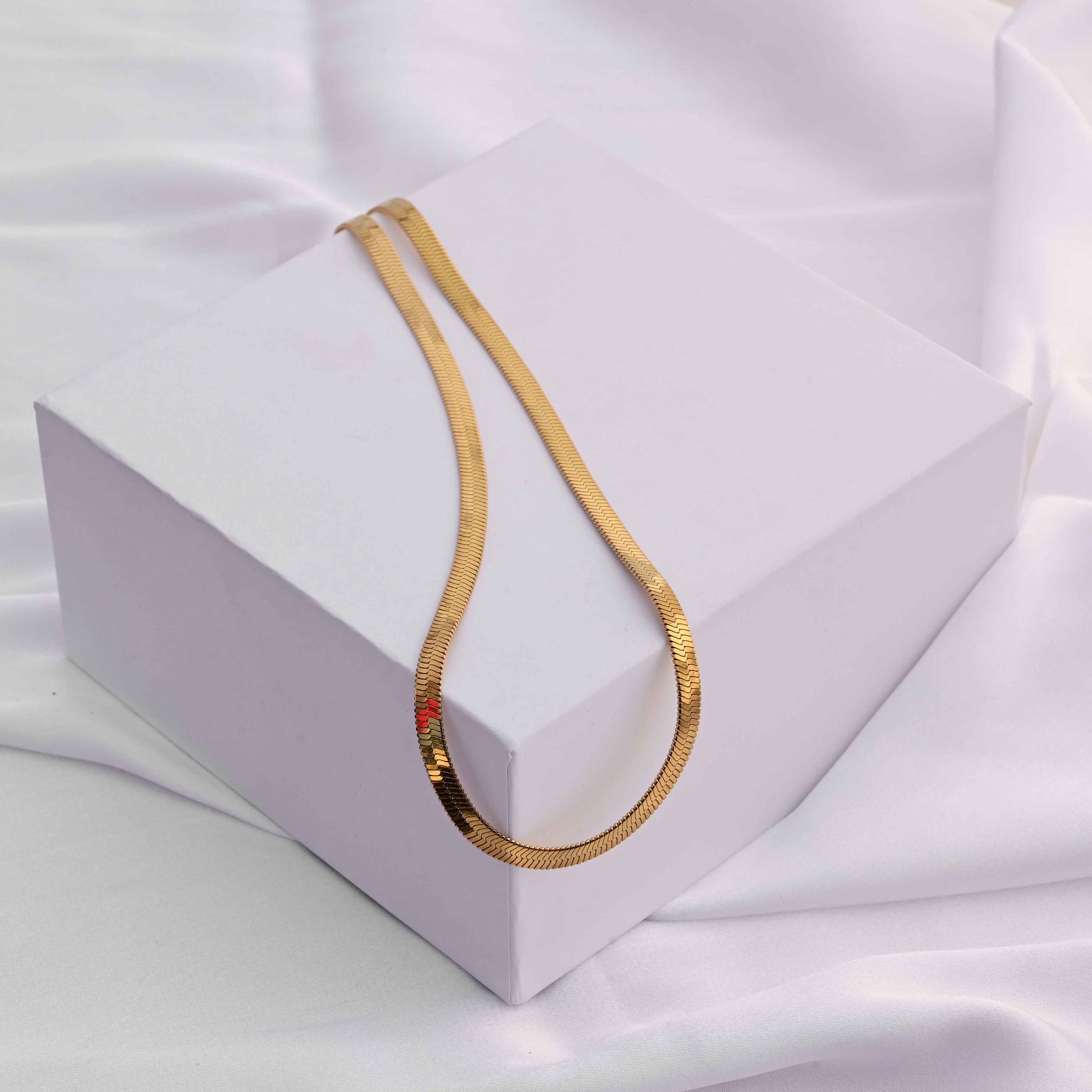 Gold snake chain