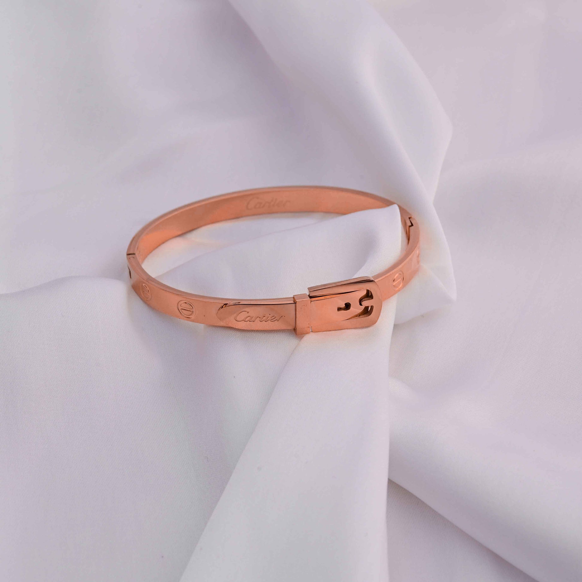 Cartier belt bangle bracelet in gold and rose gold