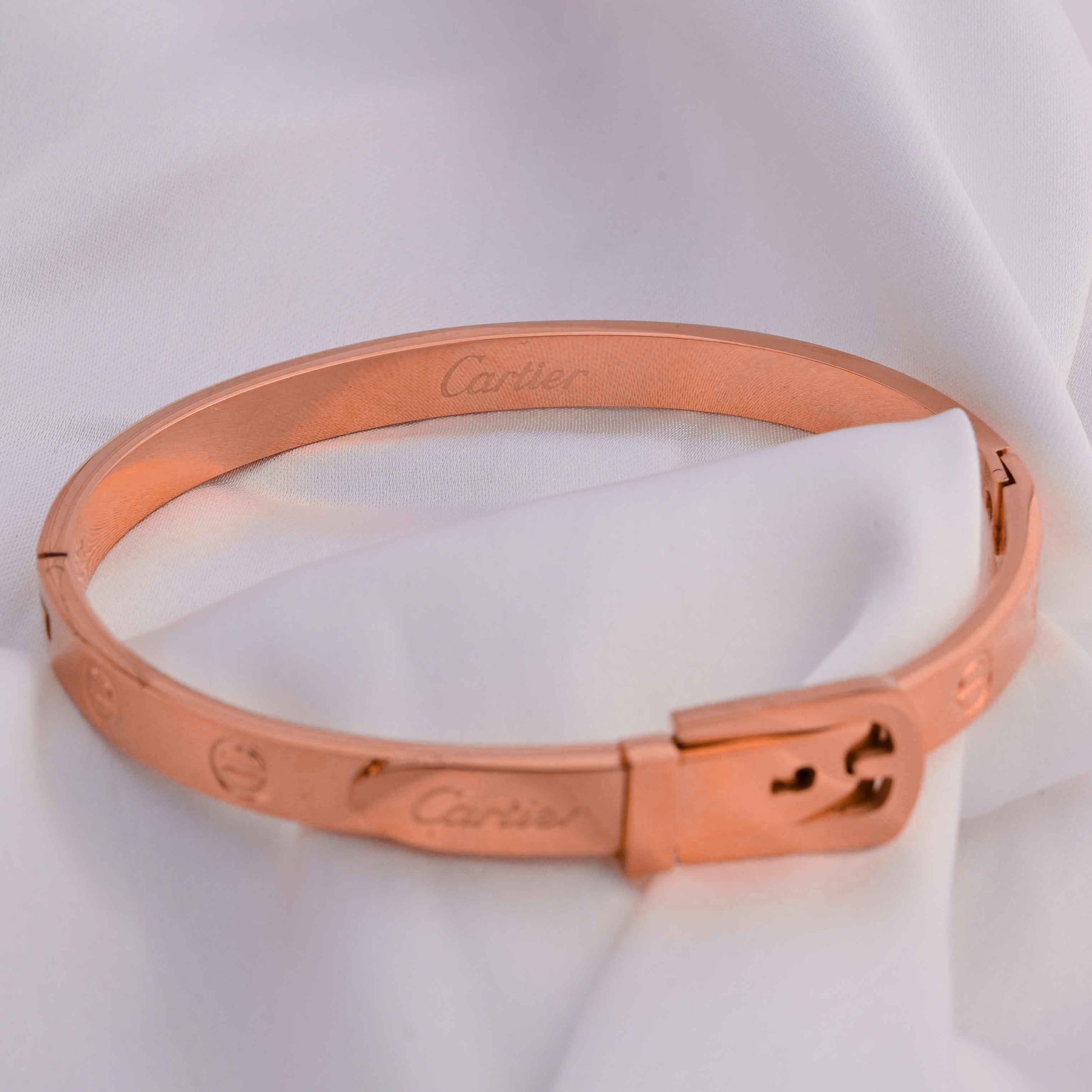Cartier belt bangle bracelet in gold and rose gold
