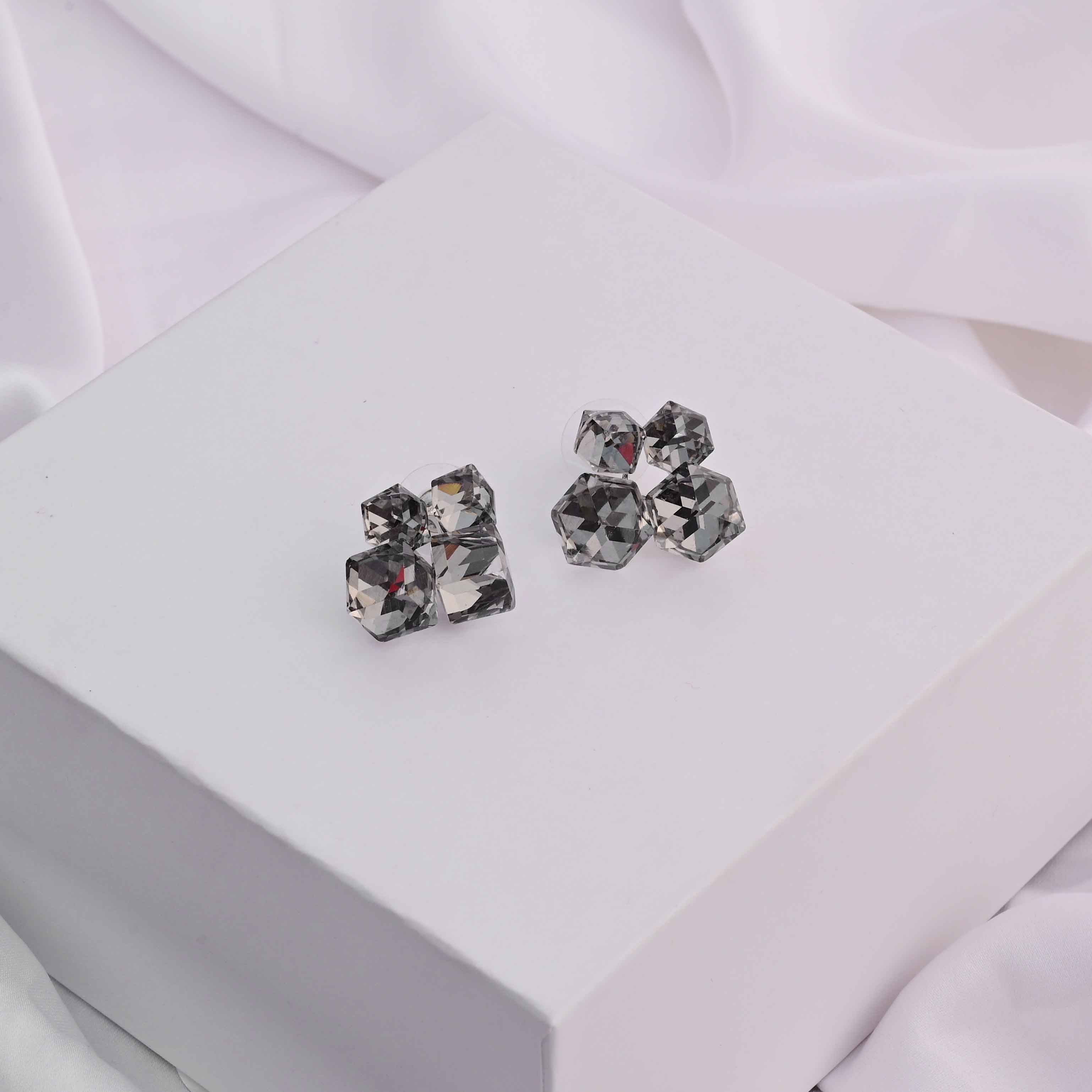 Crystal cubes in black earrings