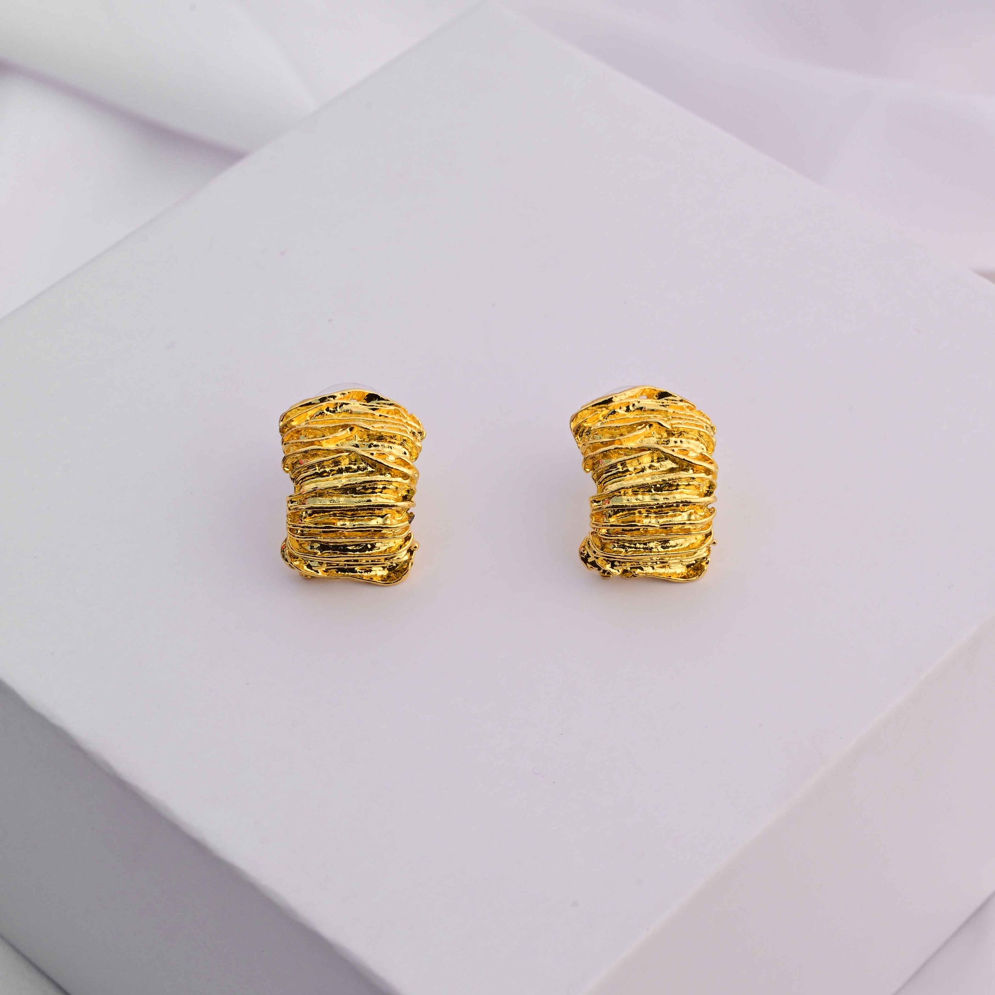 Ophelia earings Gold plated finish