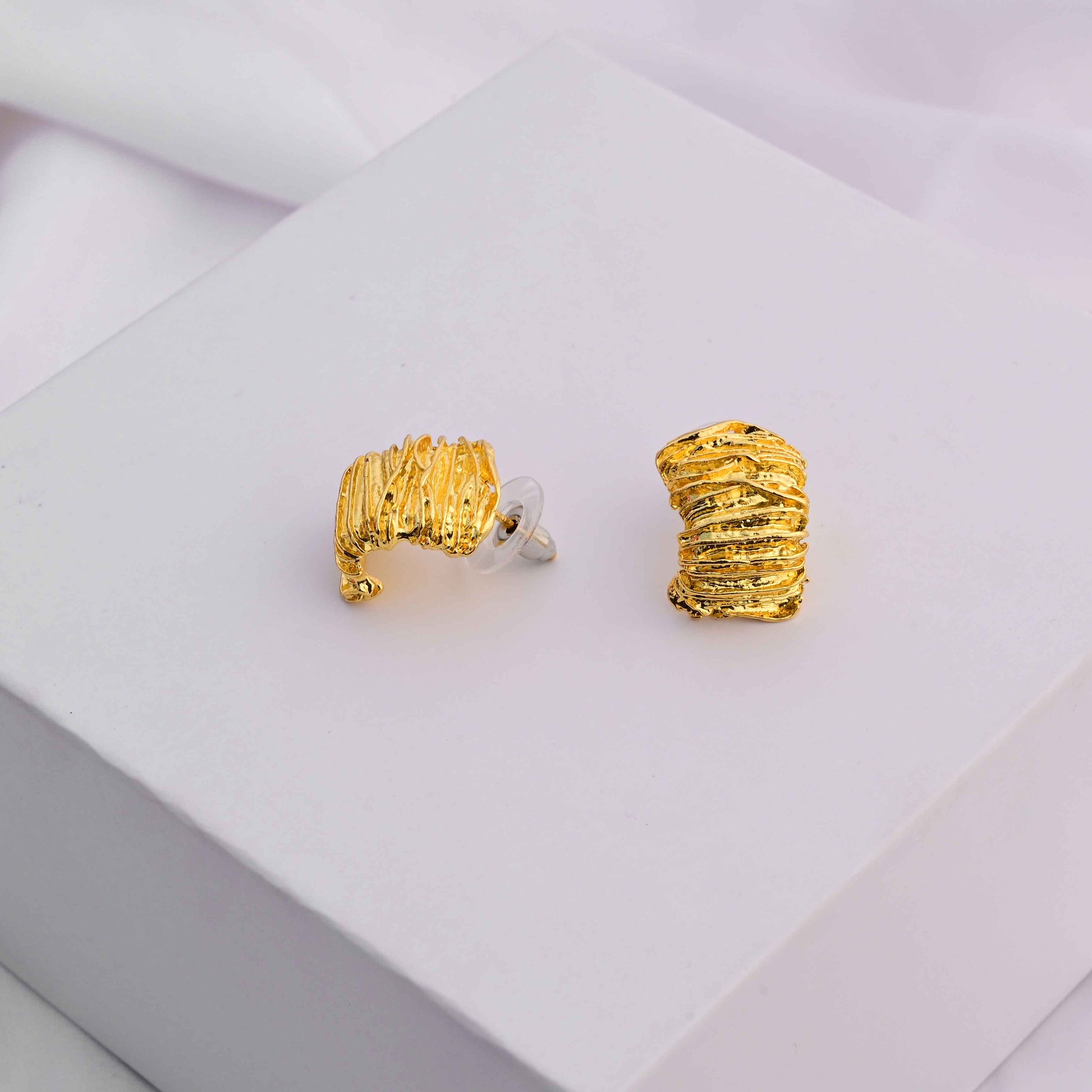 Ophelia earings Gold plated finish