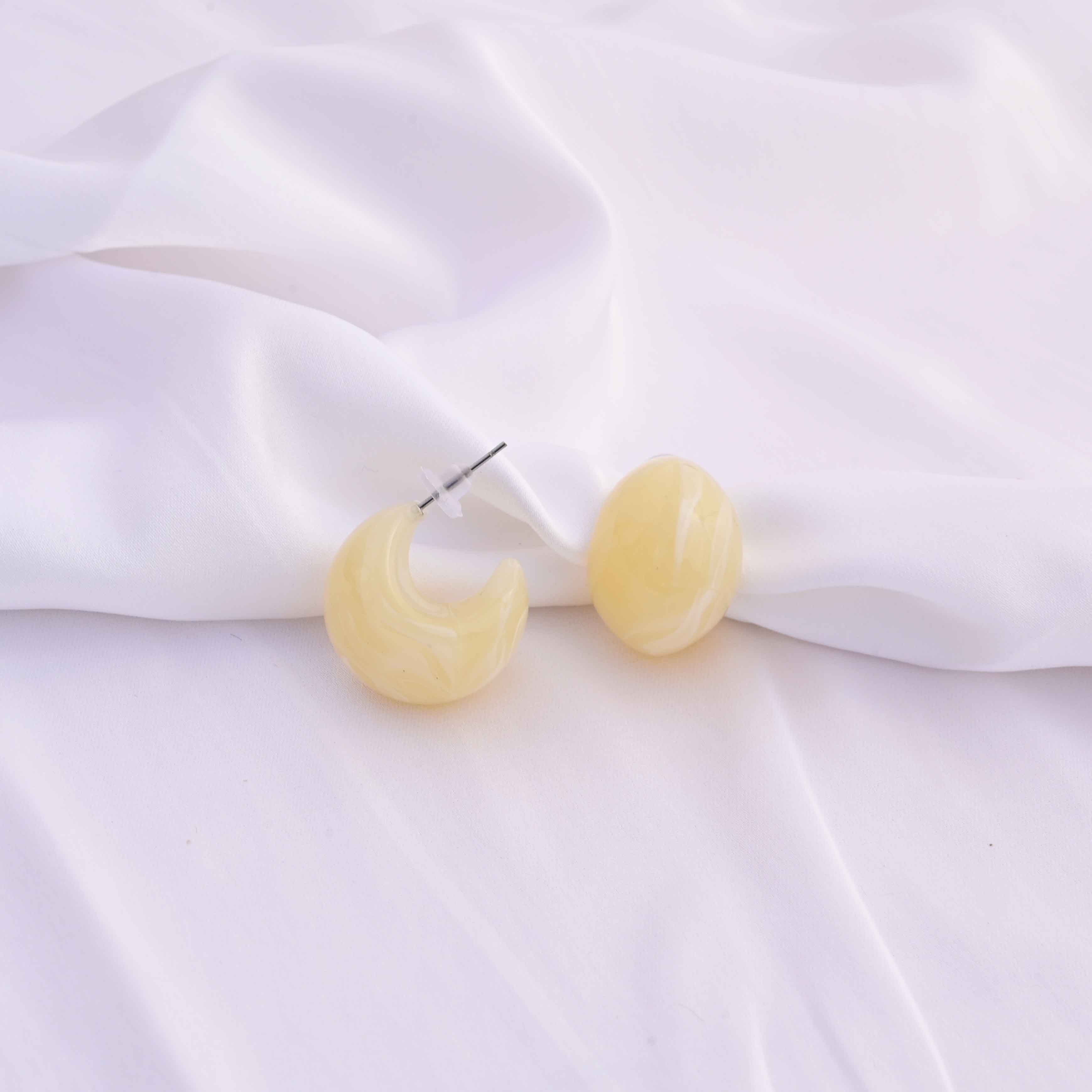 Chunky marble moon earrings  Color : Prussian blue, ivory white & sage green