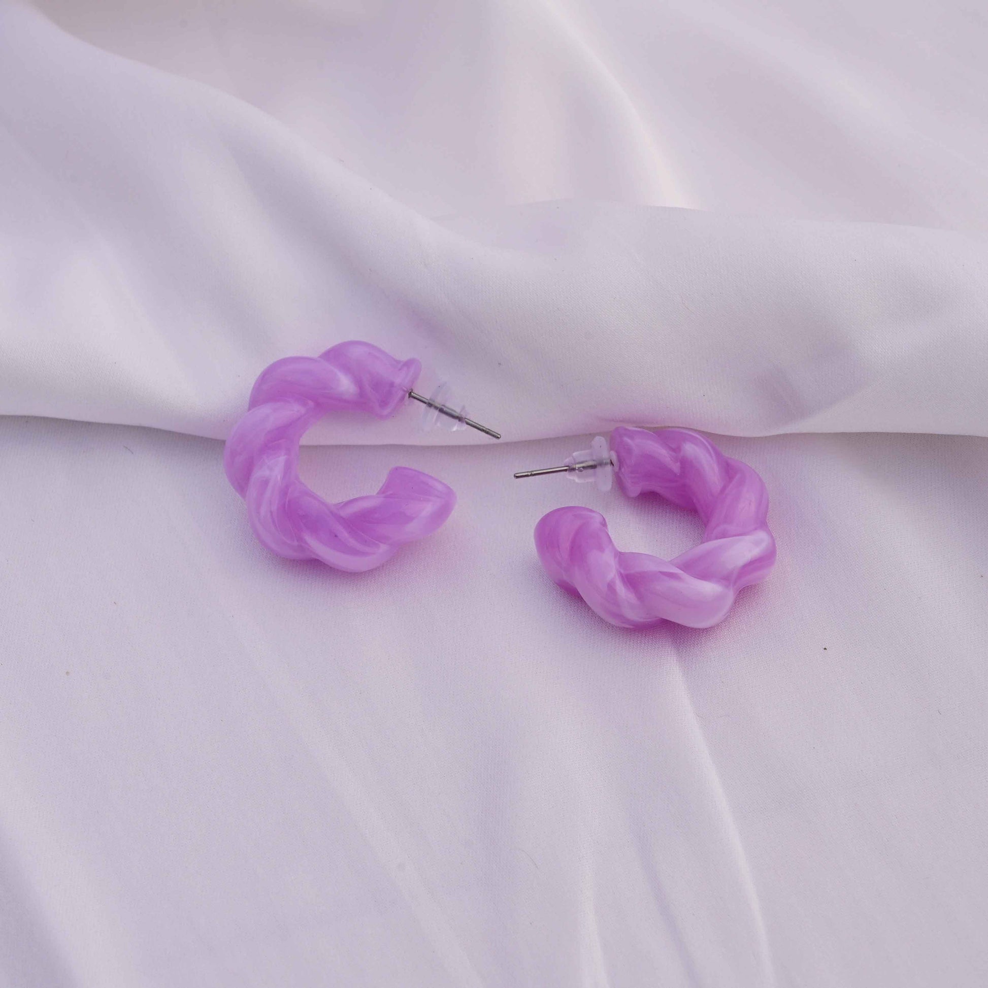 Chunky Twistee hoops: color lavender purple