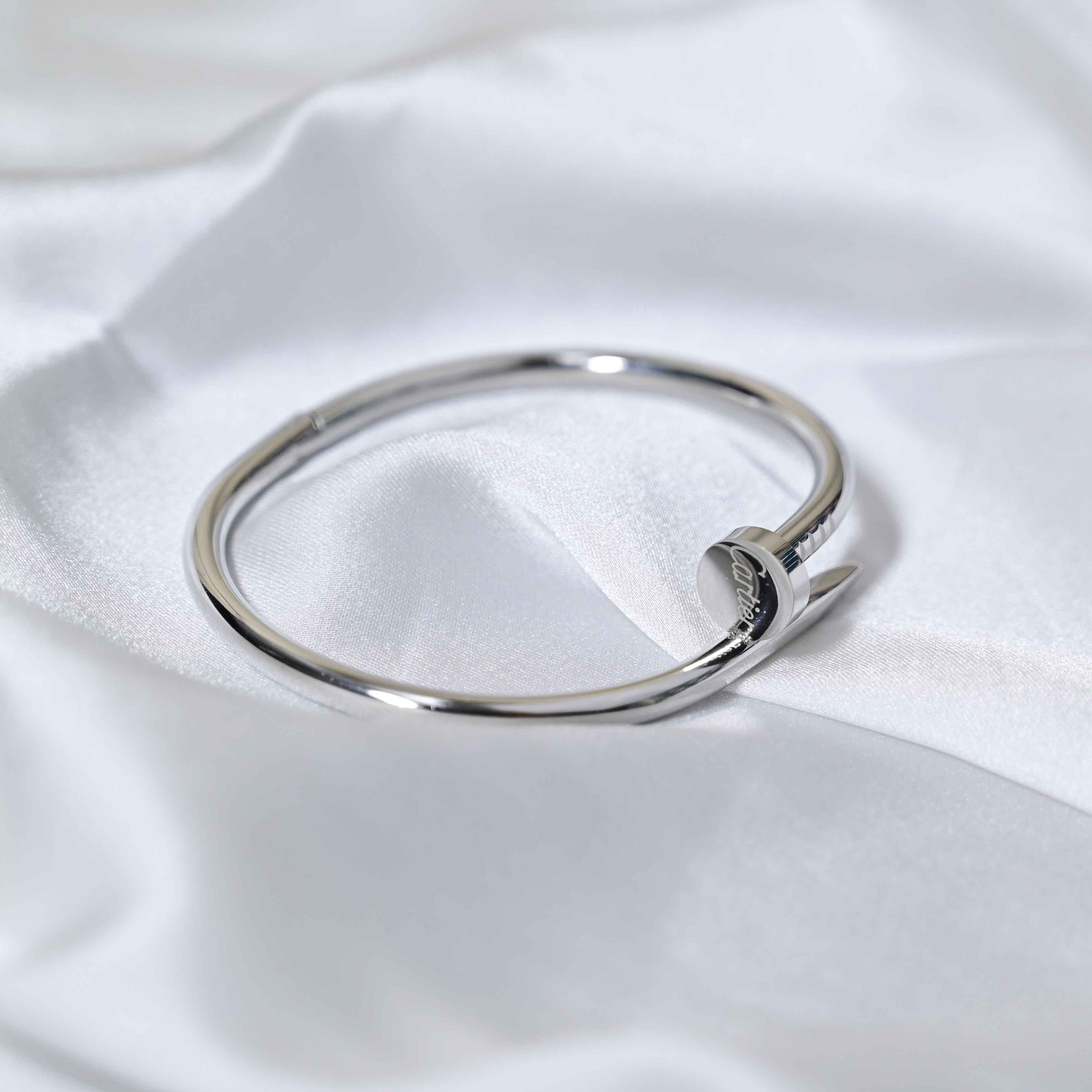 Cartier nail bracelet in silver & Gold