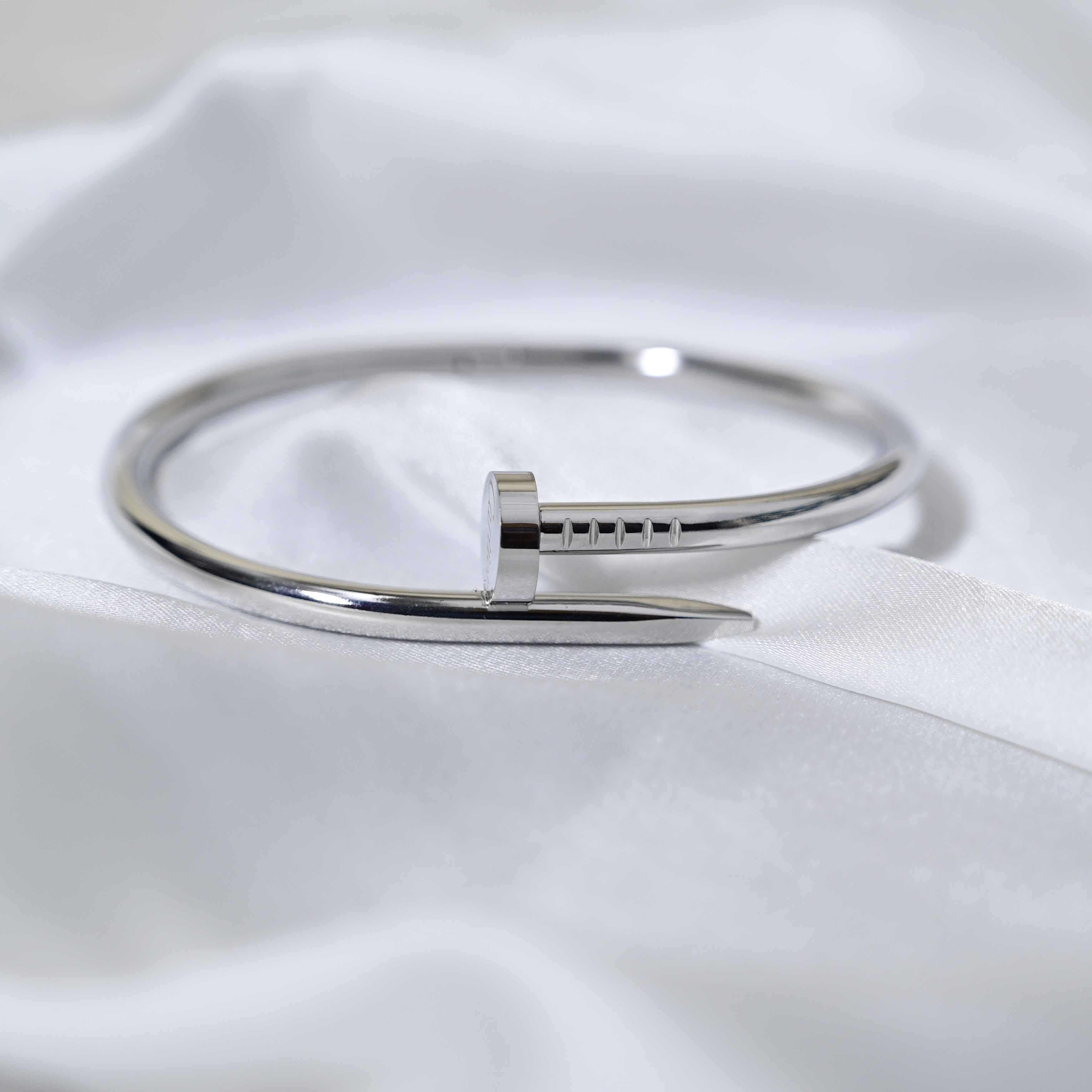 Cartier nail bracelet in silver & Gold