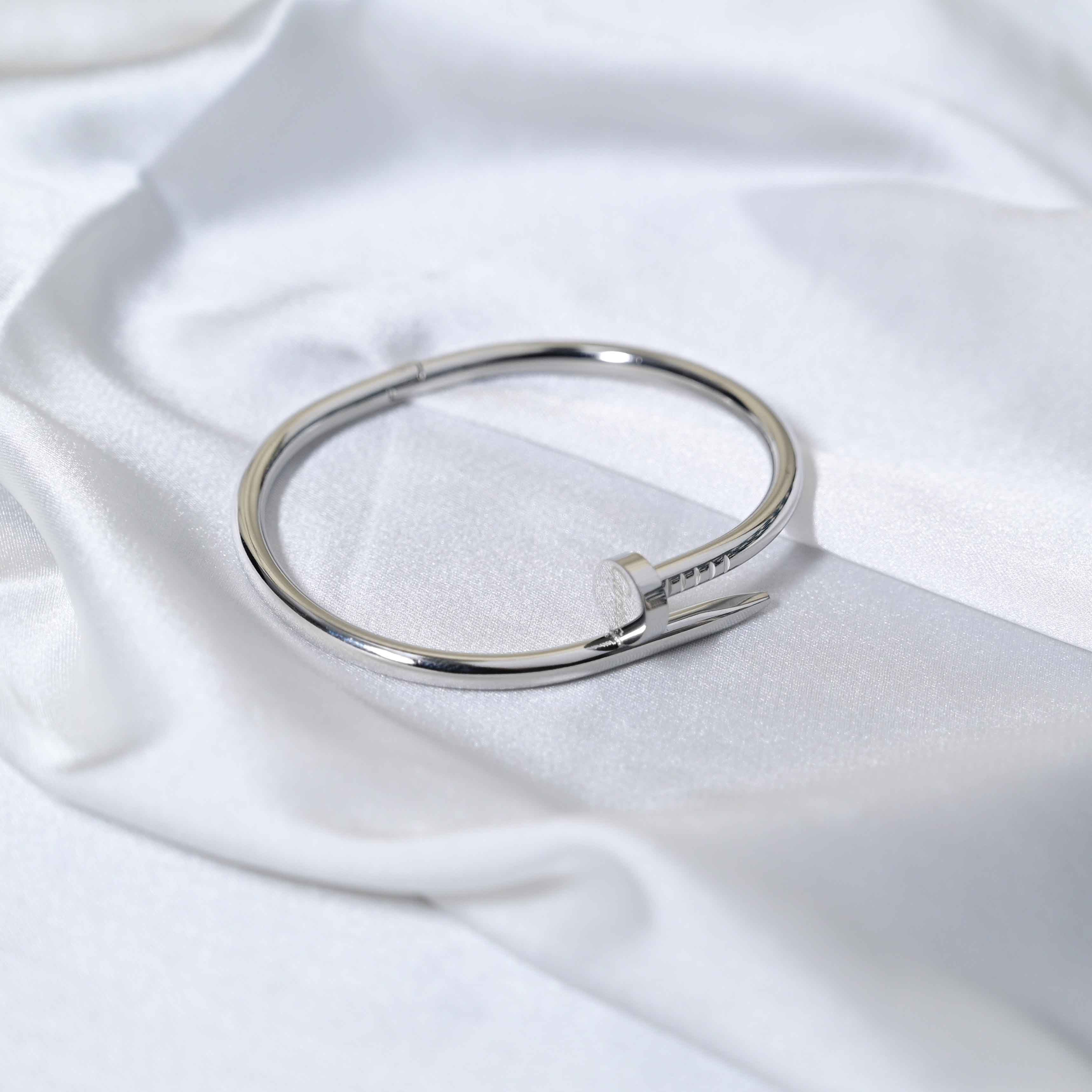 Cartier nail bracelet in silver & Gold