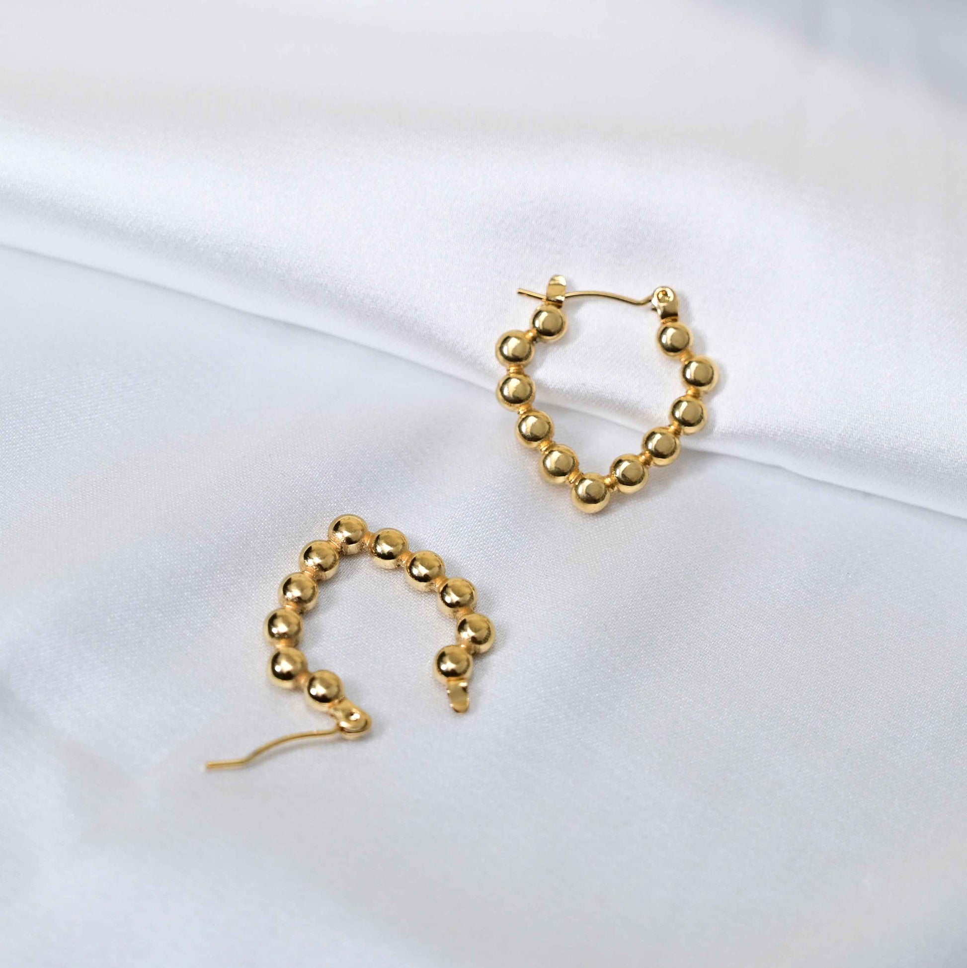 Gold dots earrings: Anti Tarnish jewellery