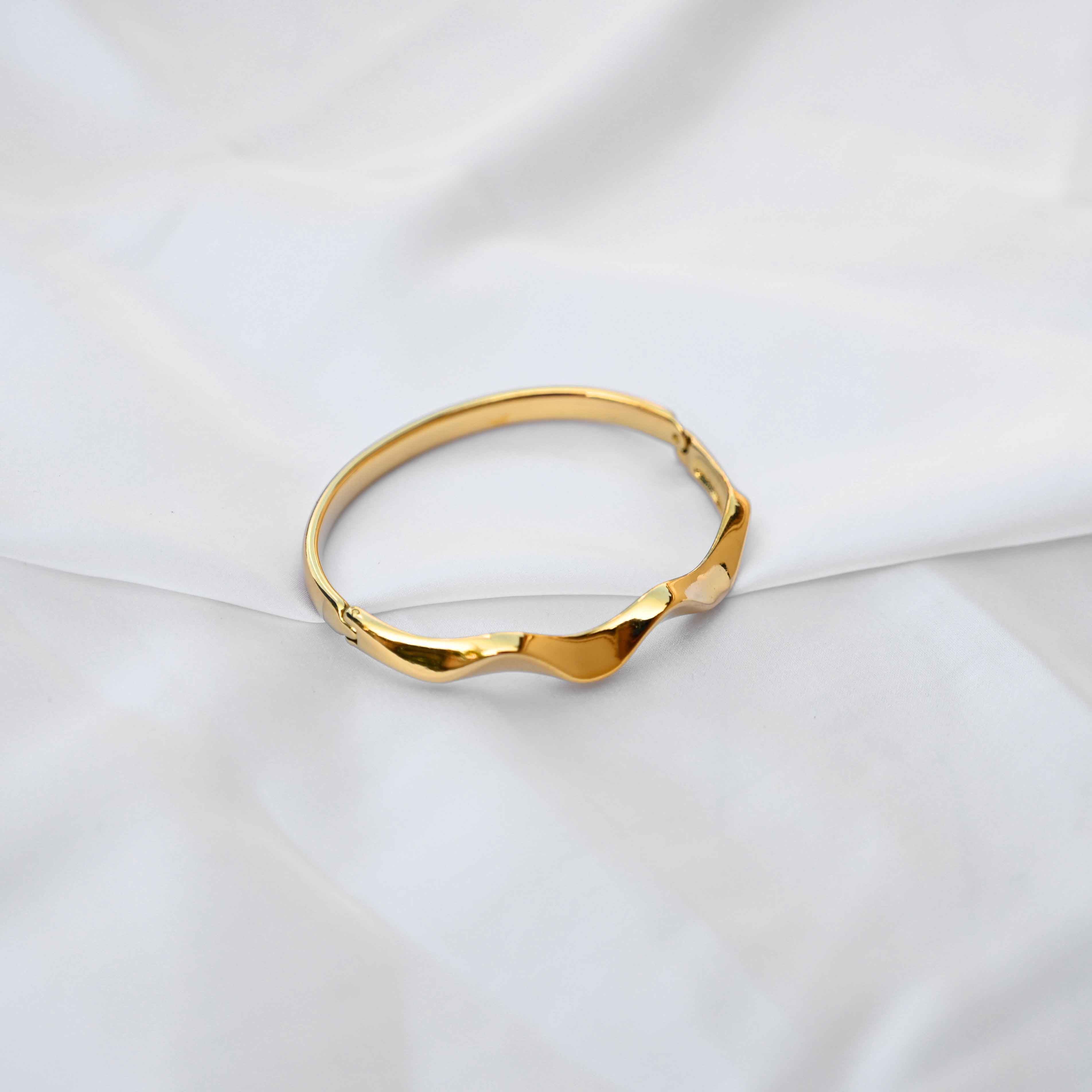 Wavy gold pattern bangle: Anti Tarnish jewellery