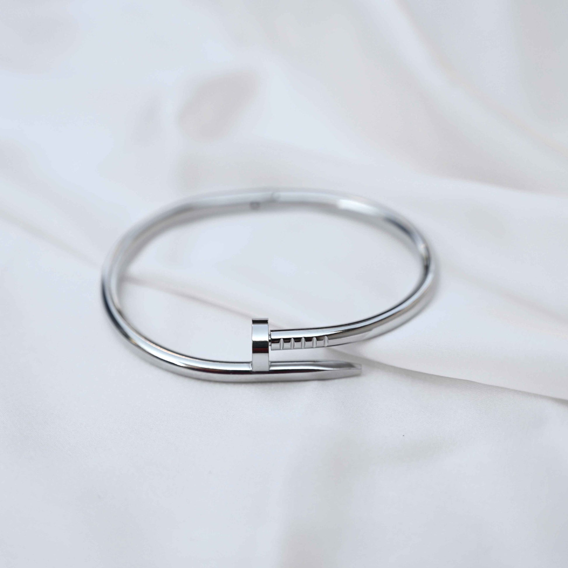 Cartier nail bracelet in silver