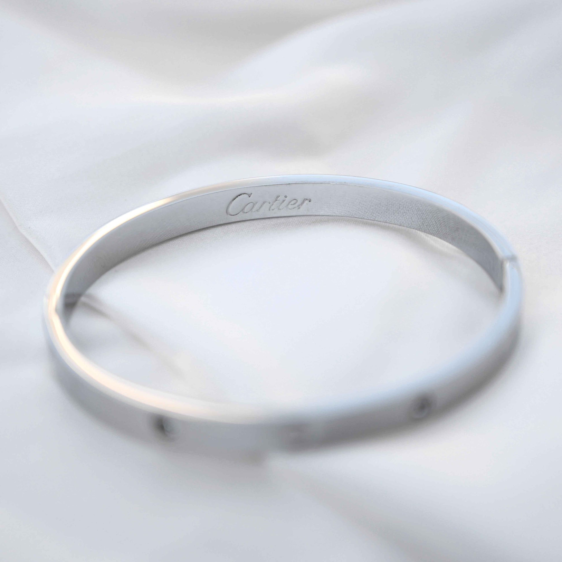 Cartier classic band in silver