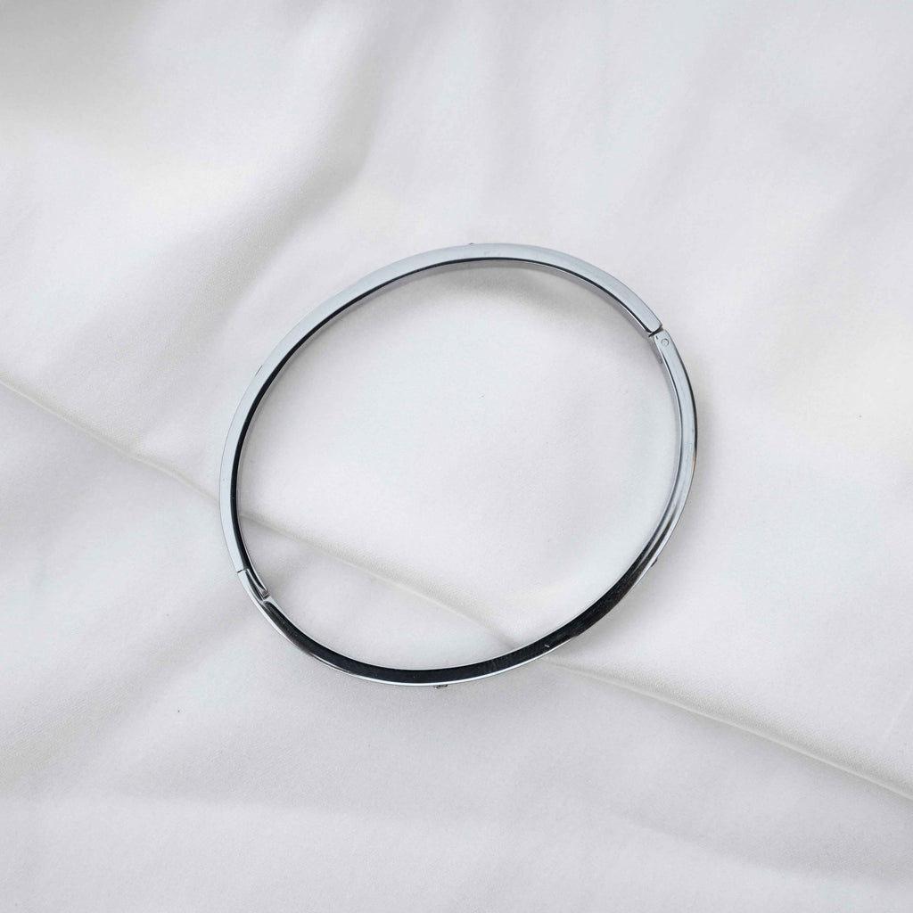 Cartier classic band in silver