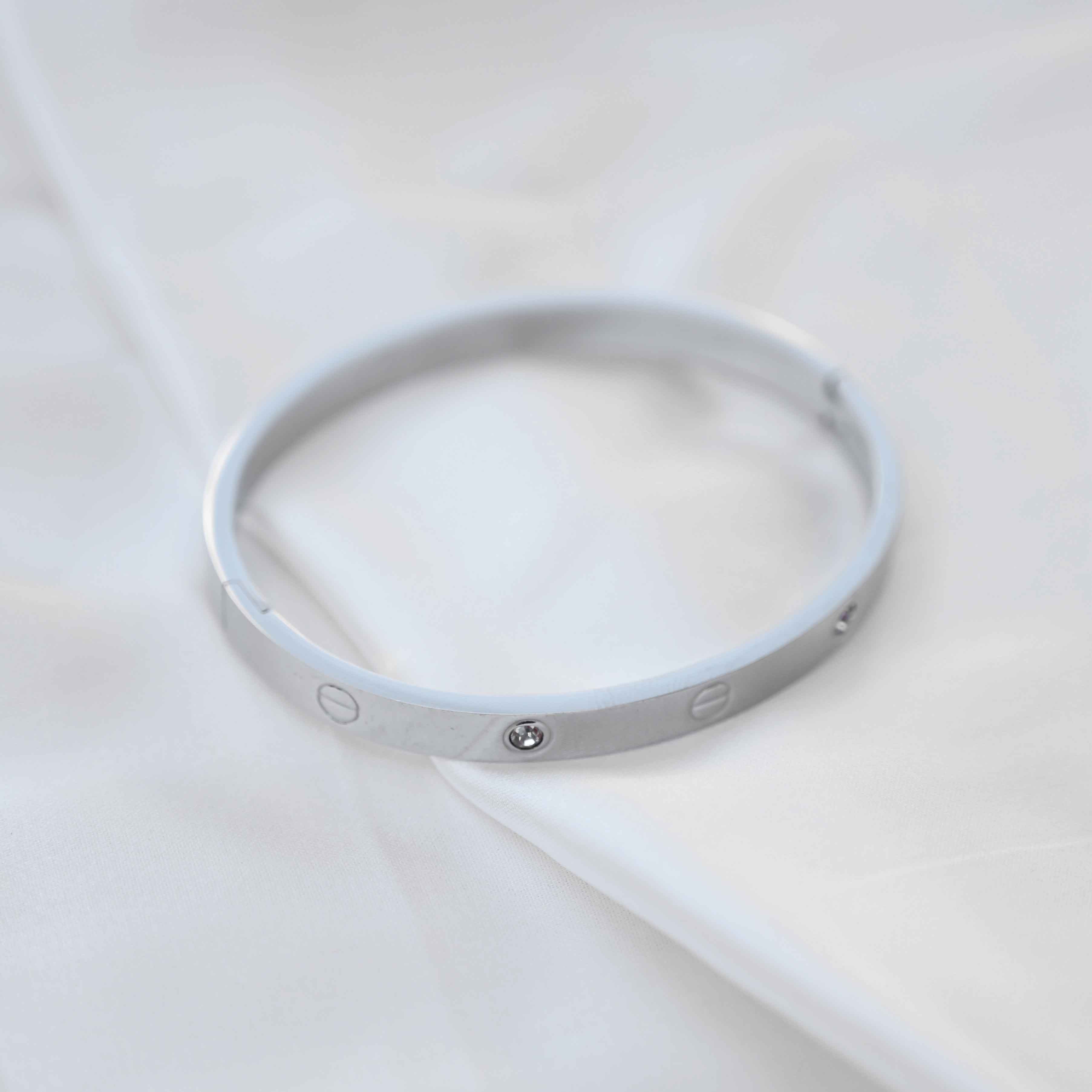 Cartier classic band in silver