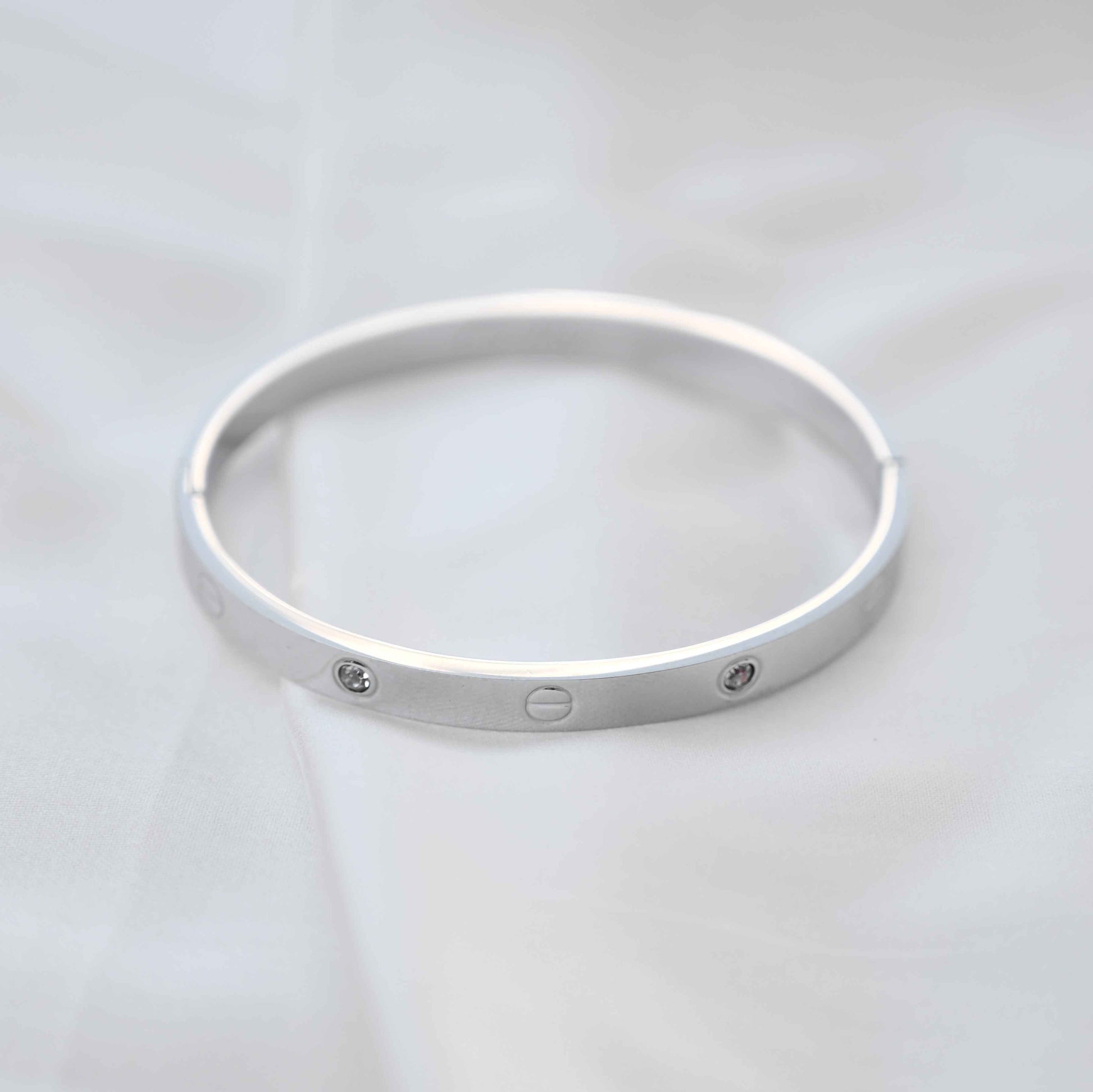 Cartier classic band in silver