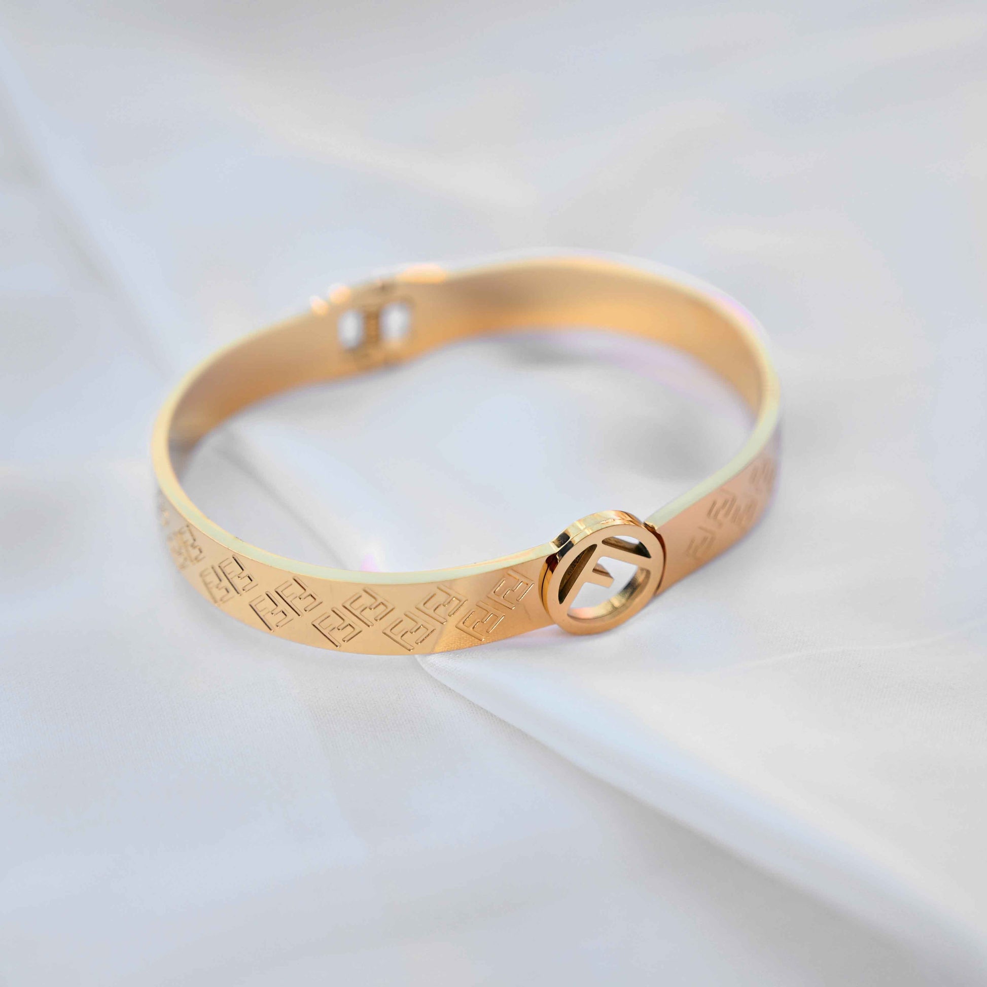 Fendi logo signature bracelet