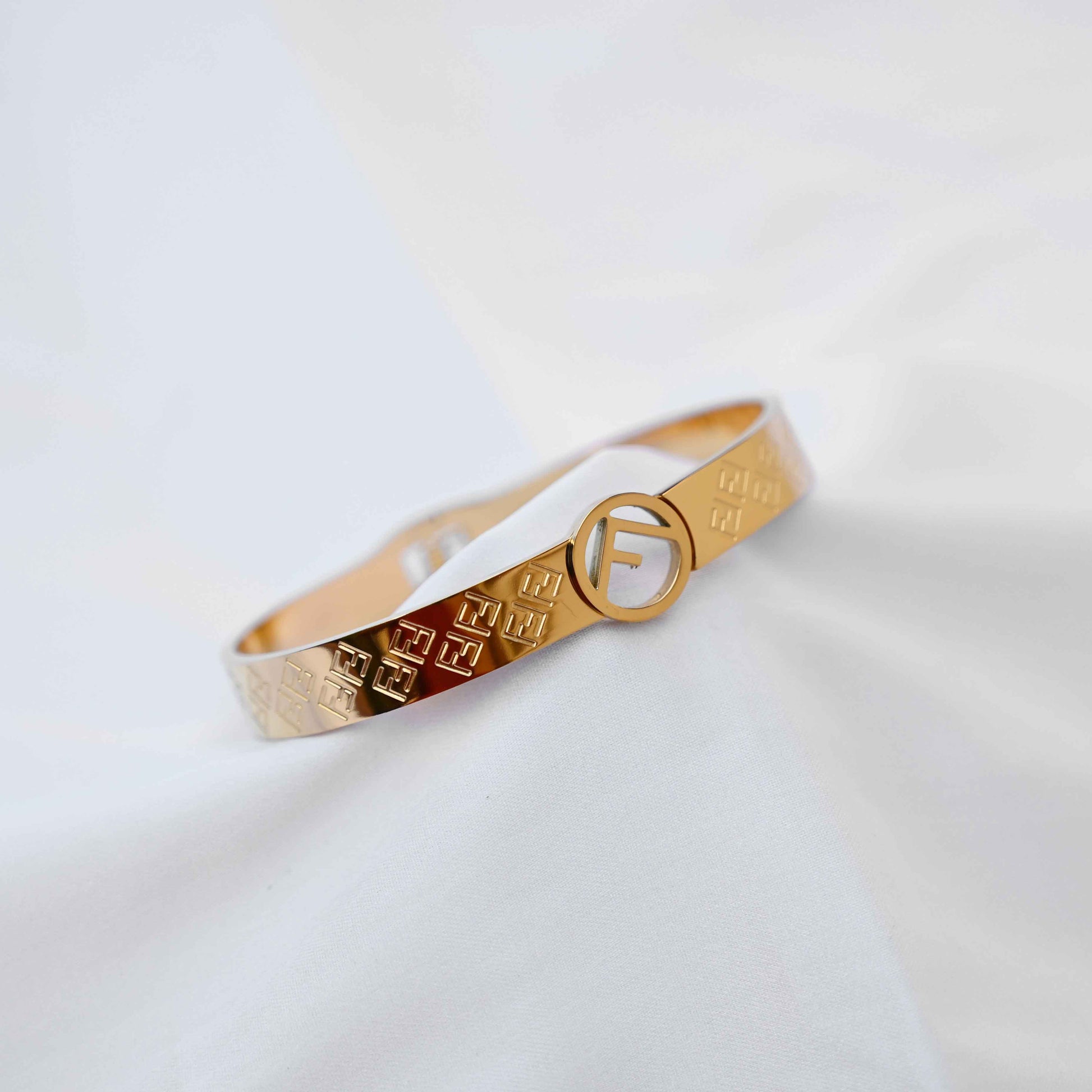 Fendi logo signature bracelet