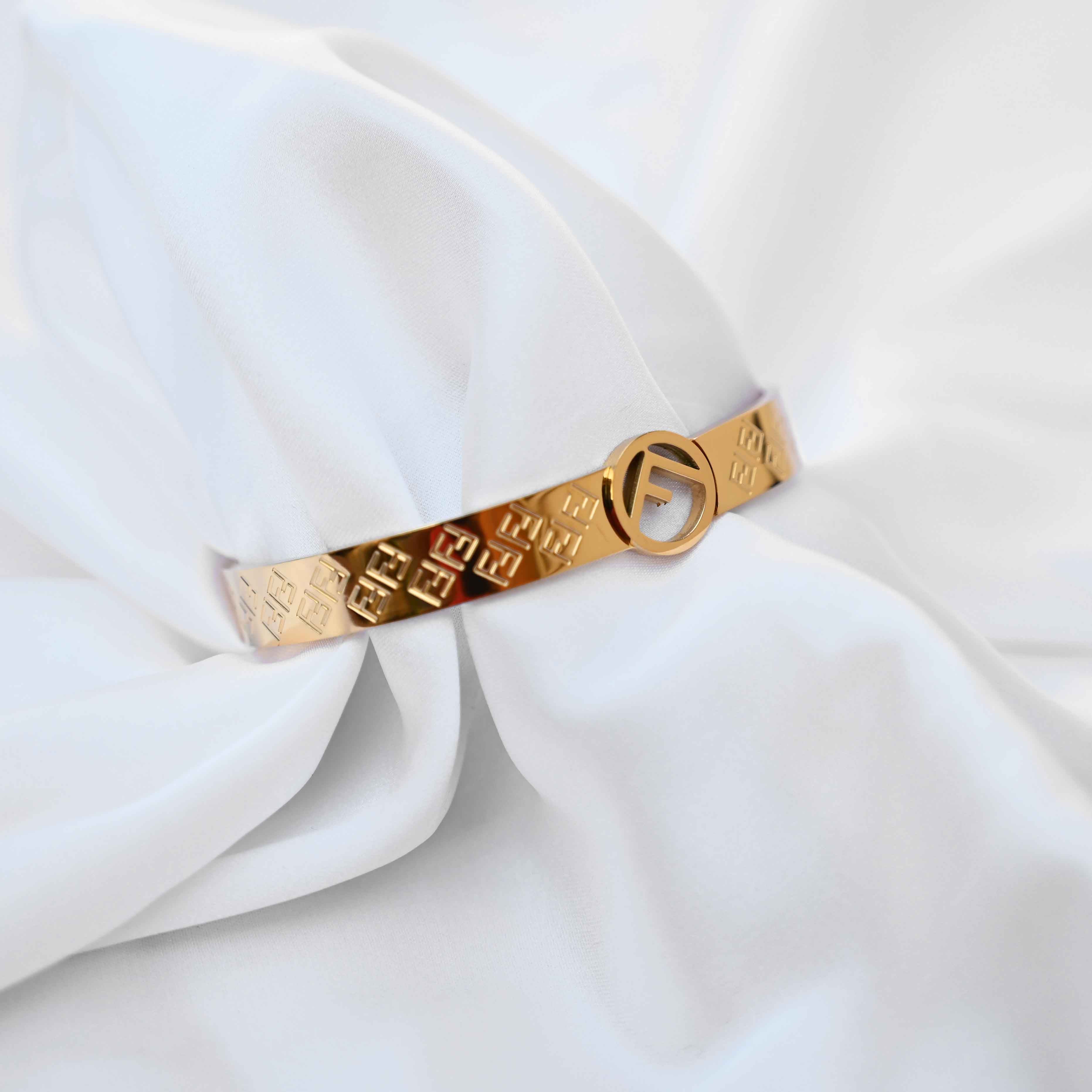 Fendi logo signature bracelet