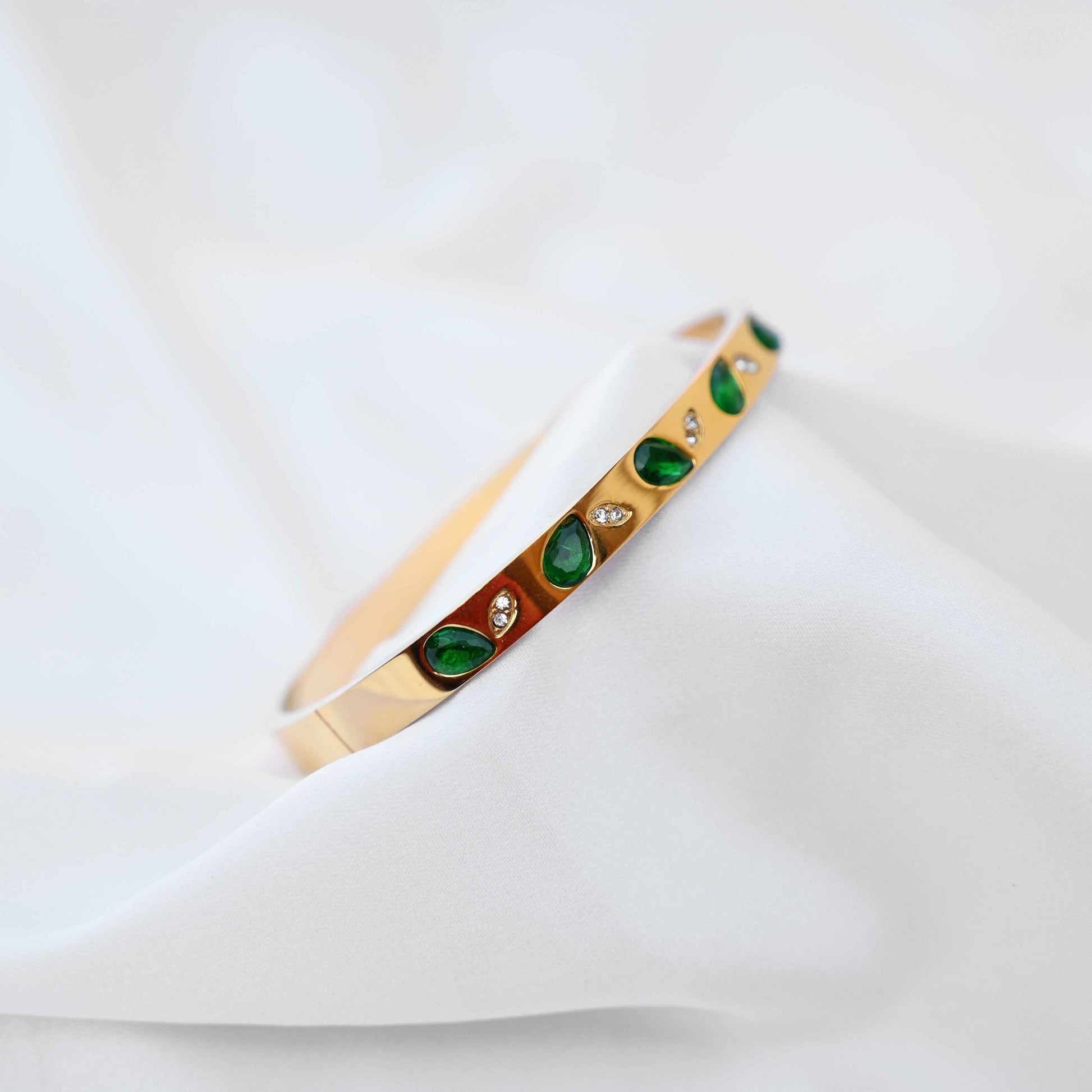 Crystal leaves bracelet
