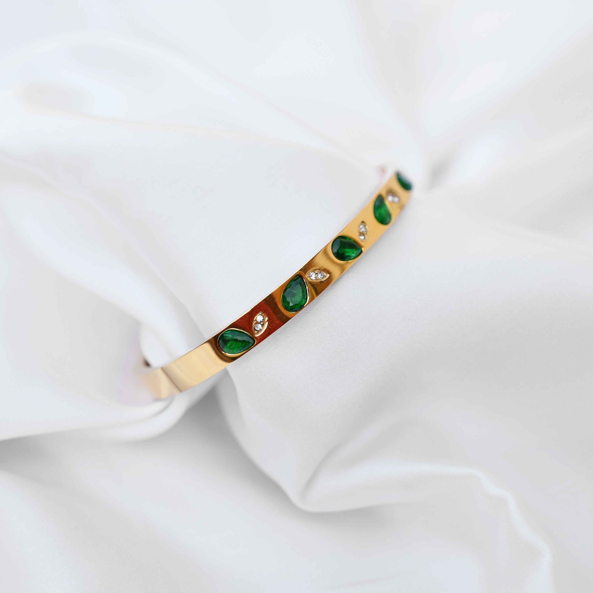 Crystal leaves bracelet
