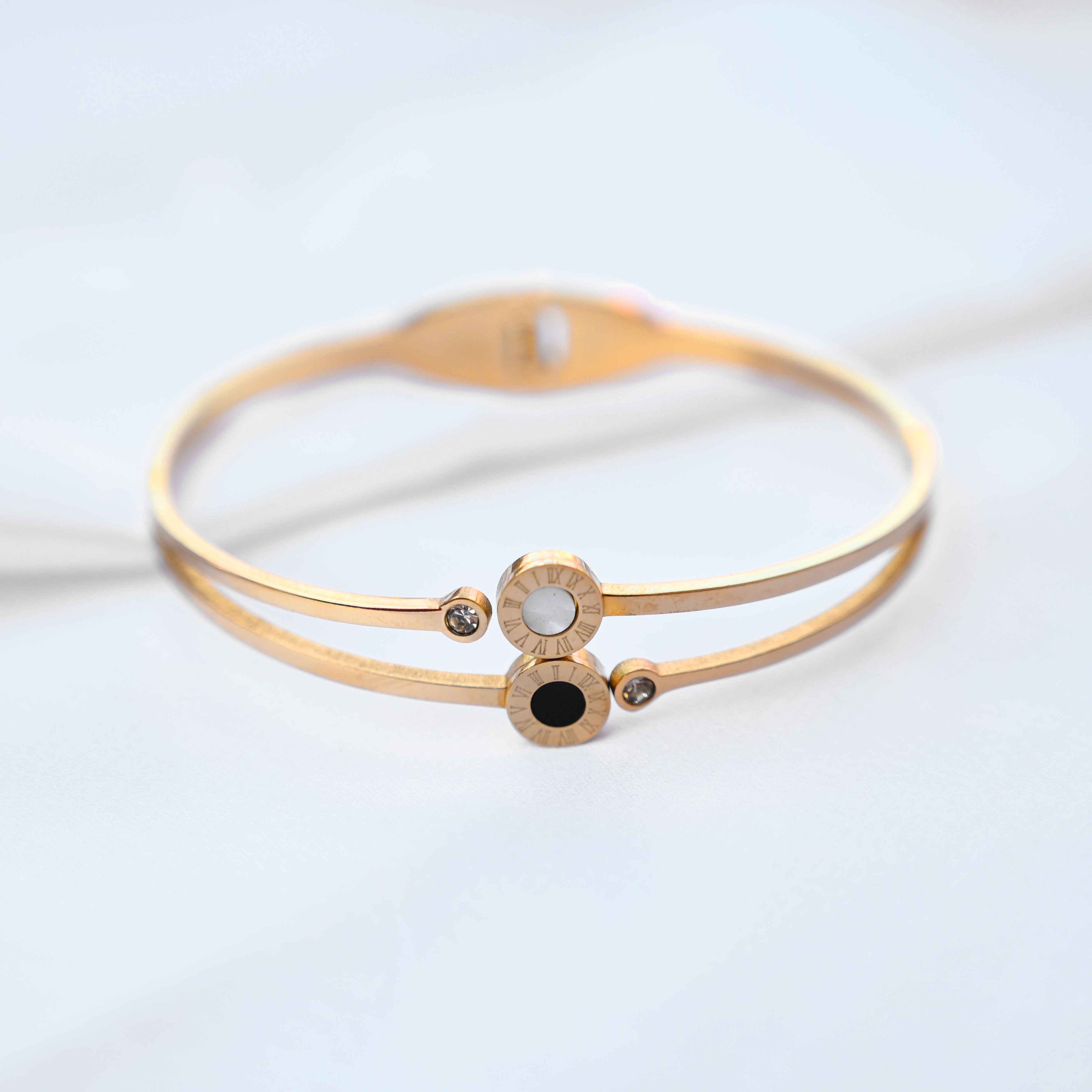 Gold Double stack bracelet