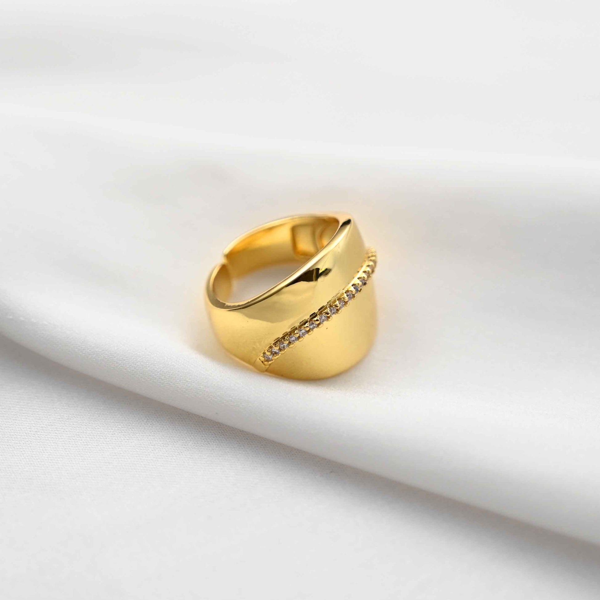 Crystal Dome Style adjustable Ring in gold