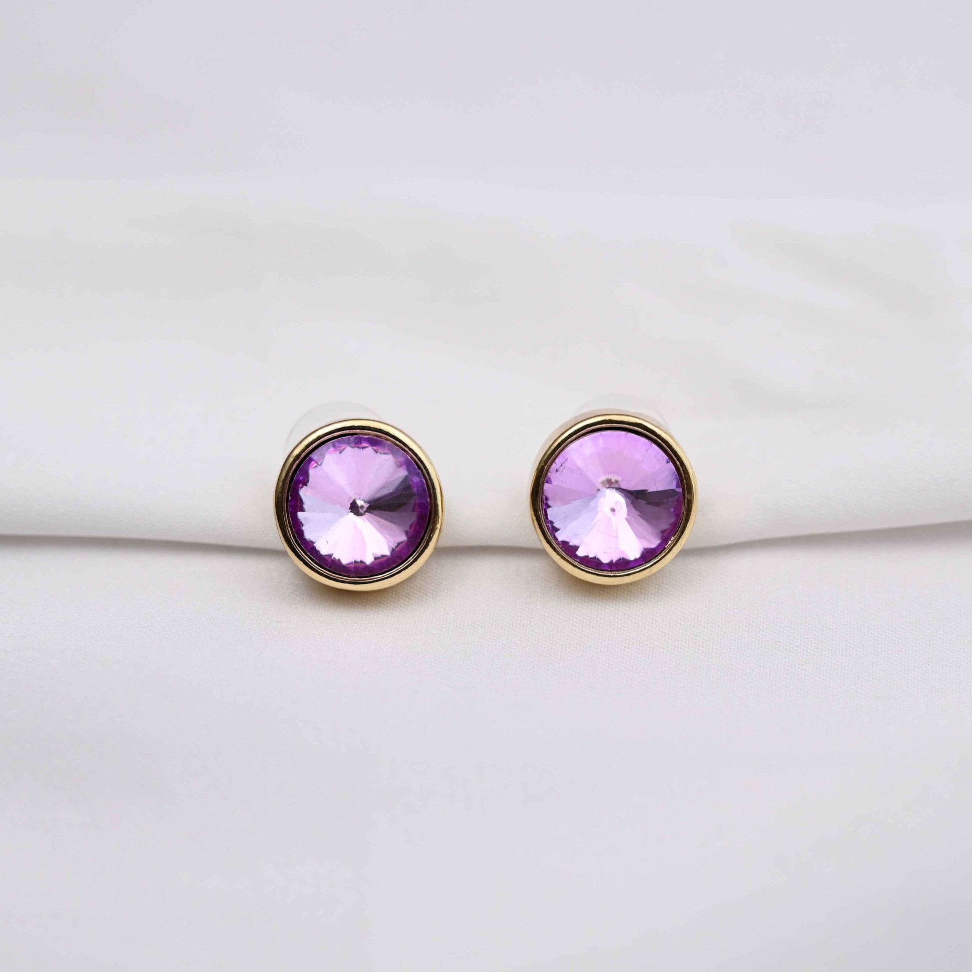 Round bezel earrings in lavender & Aqua blue color
