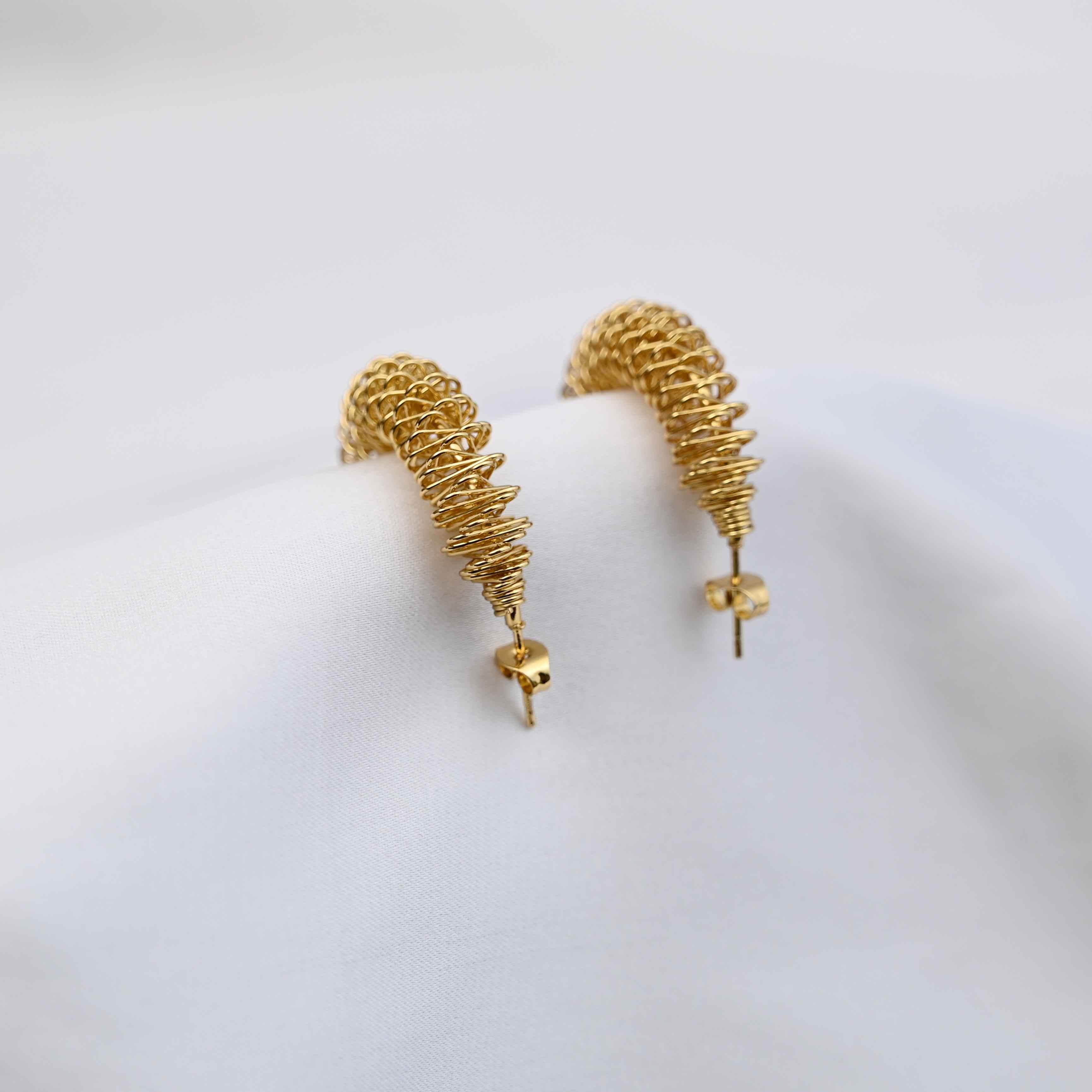 Spring hoops in gold