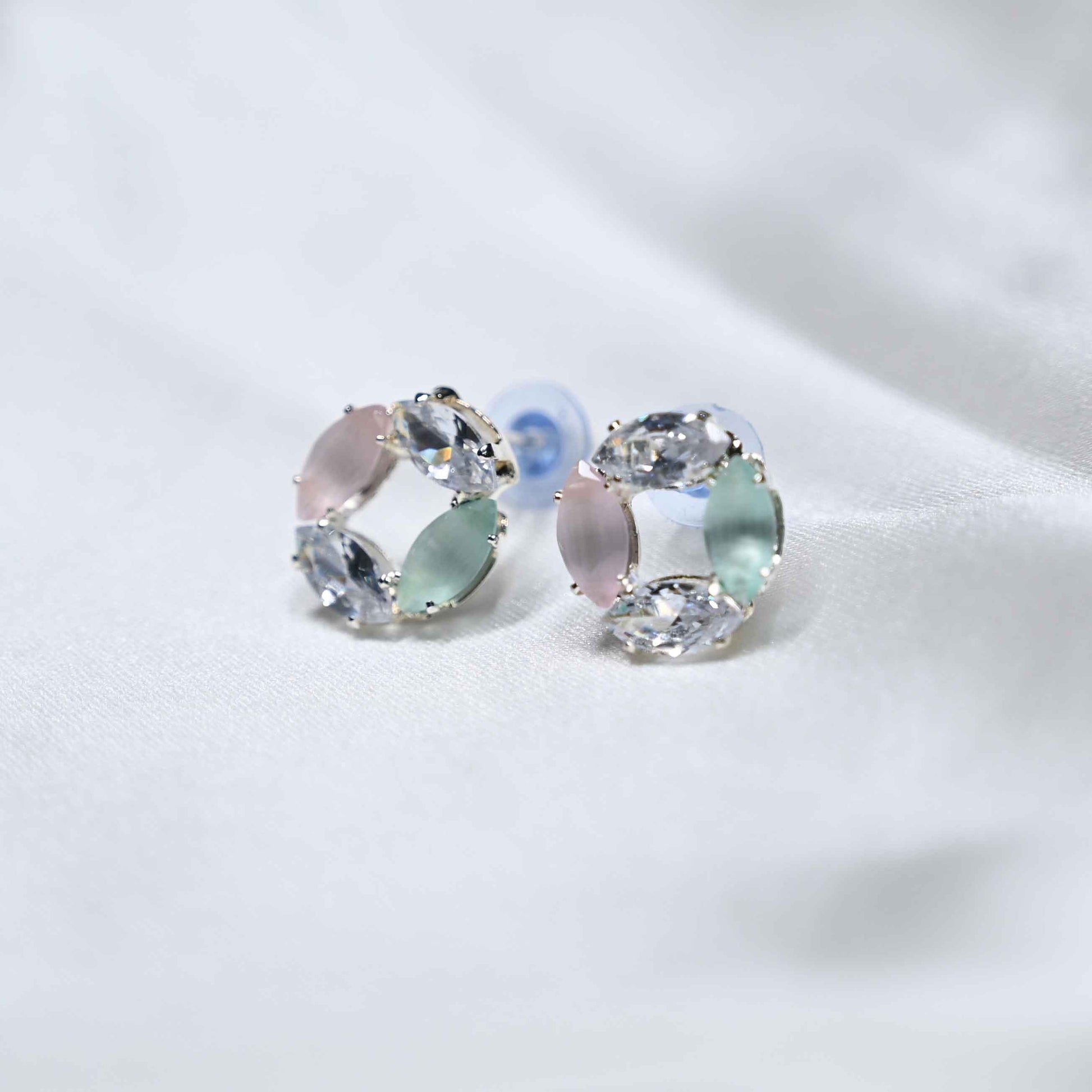Pastel leaf loop earring