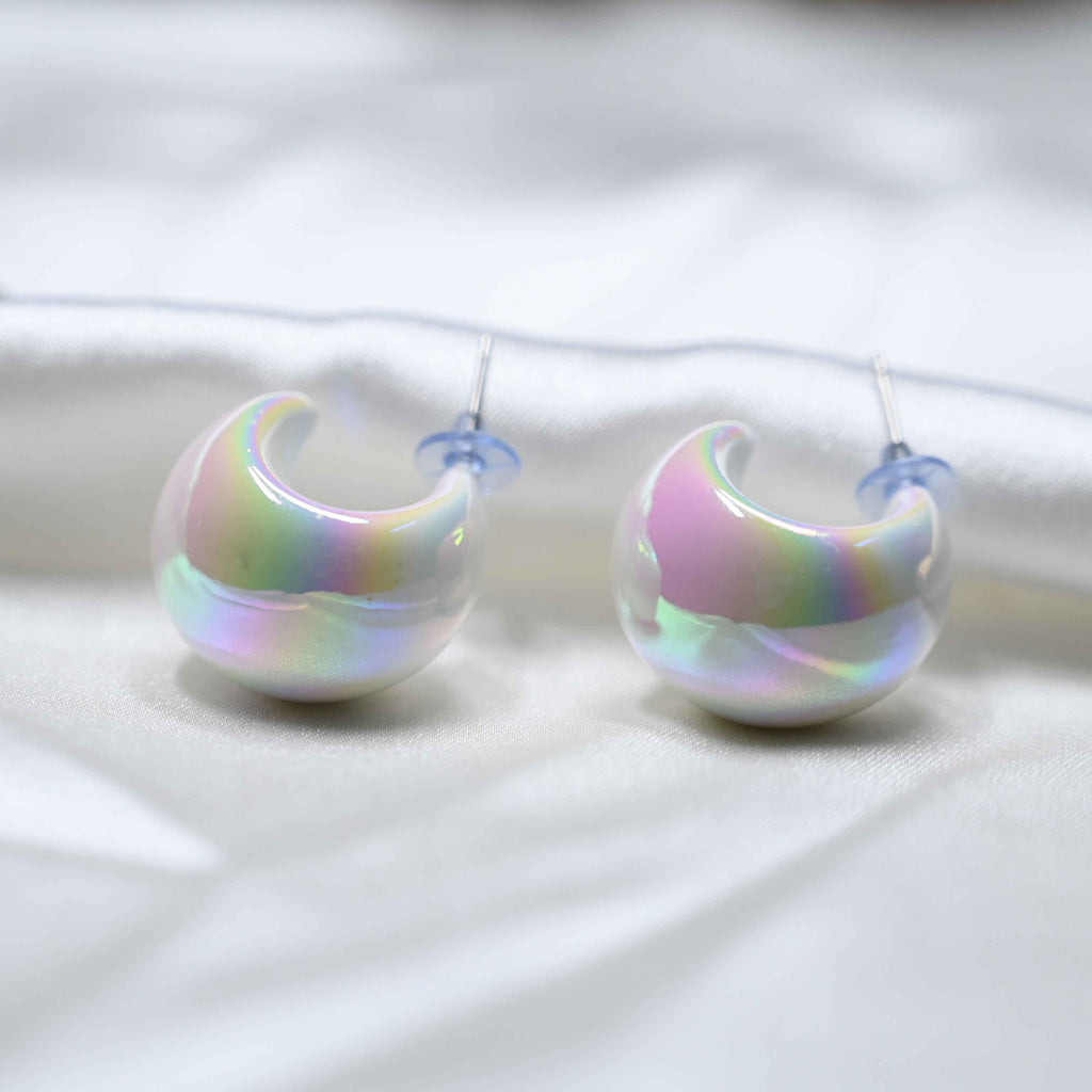 Reflecting moon earrings