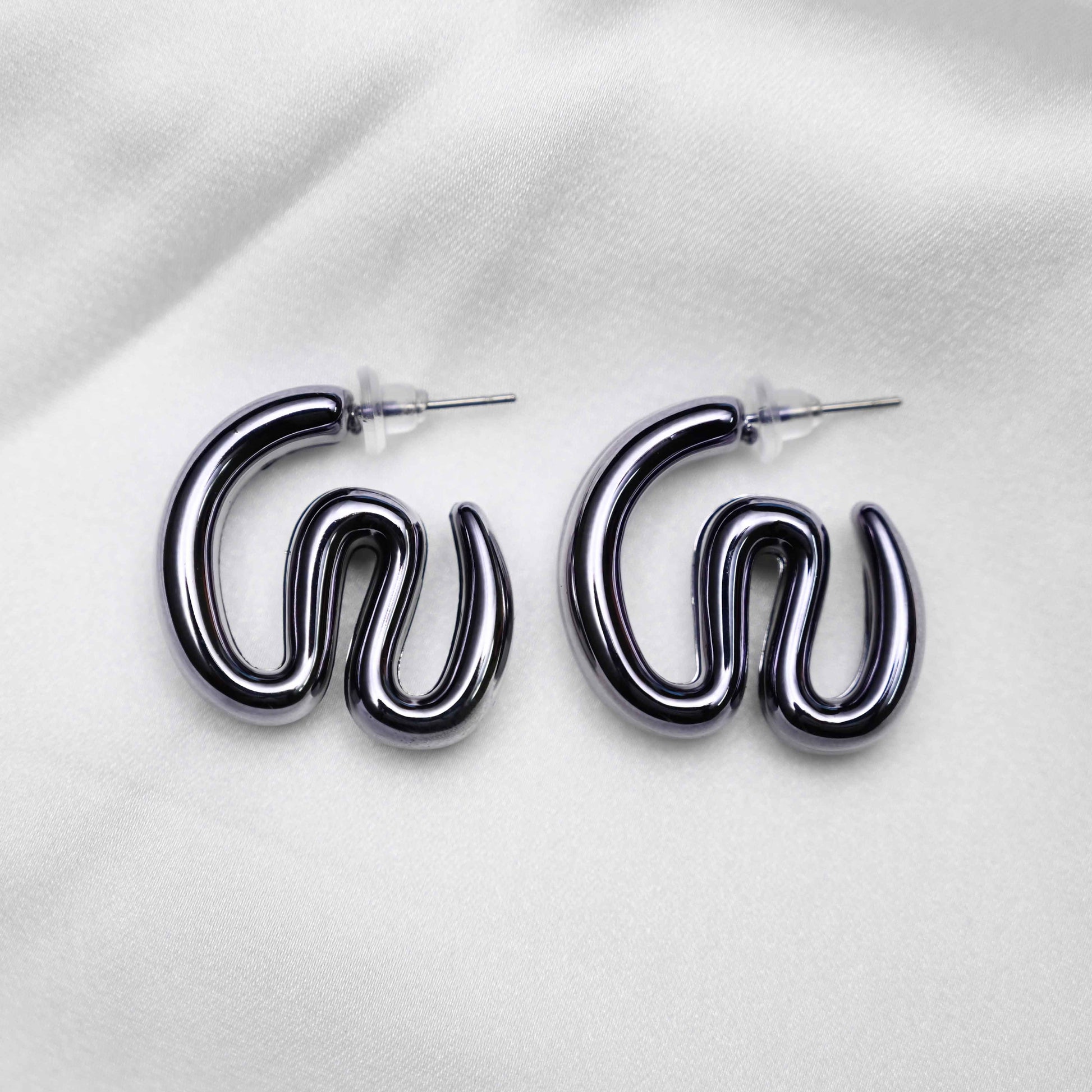 Dark silver inflated earrings
