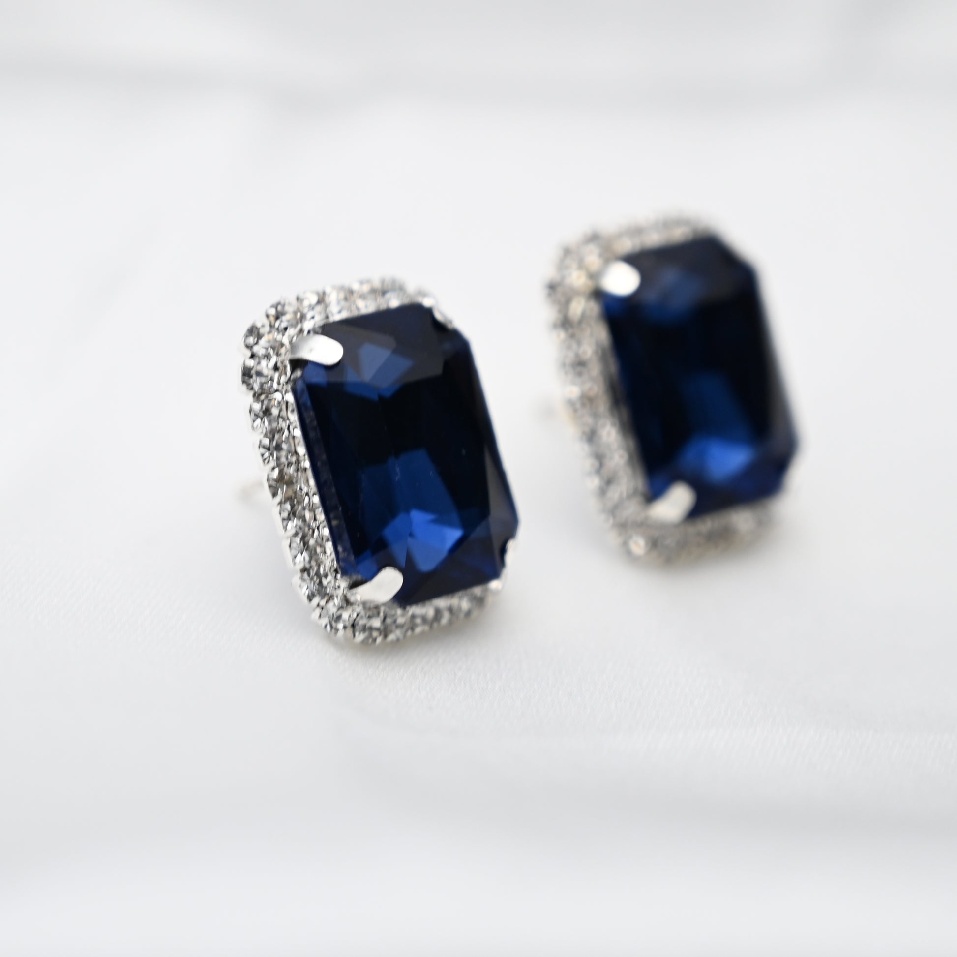 Deep blue royalty earrings
