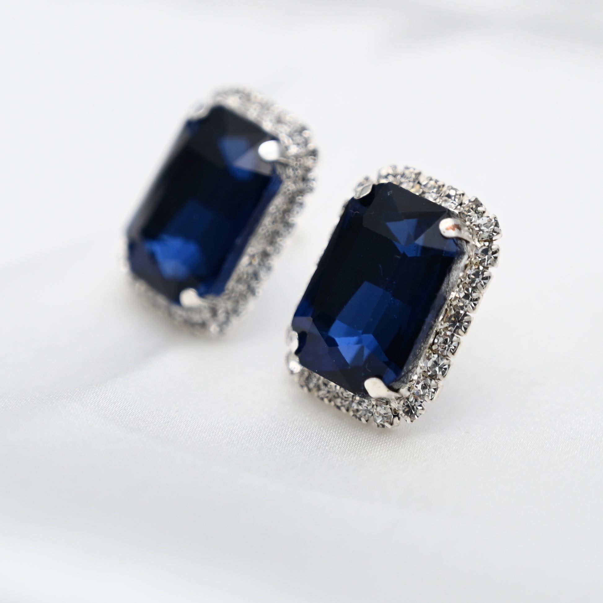 Deep blue royalty earrings