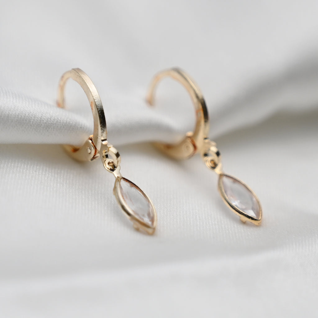 Almond crystal earrings
