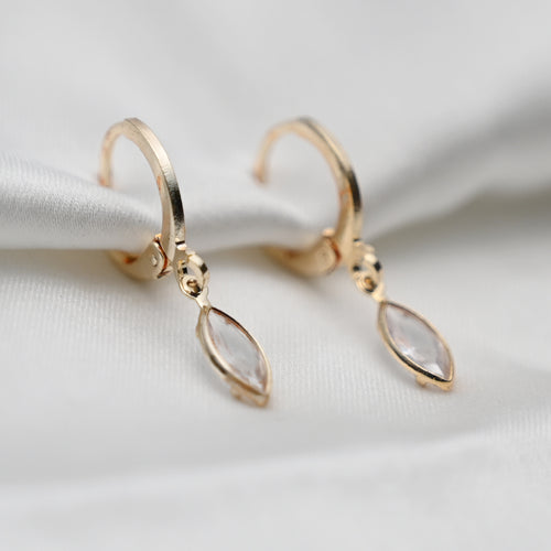 Almond crystal earrings