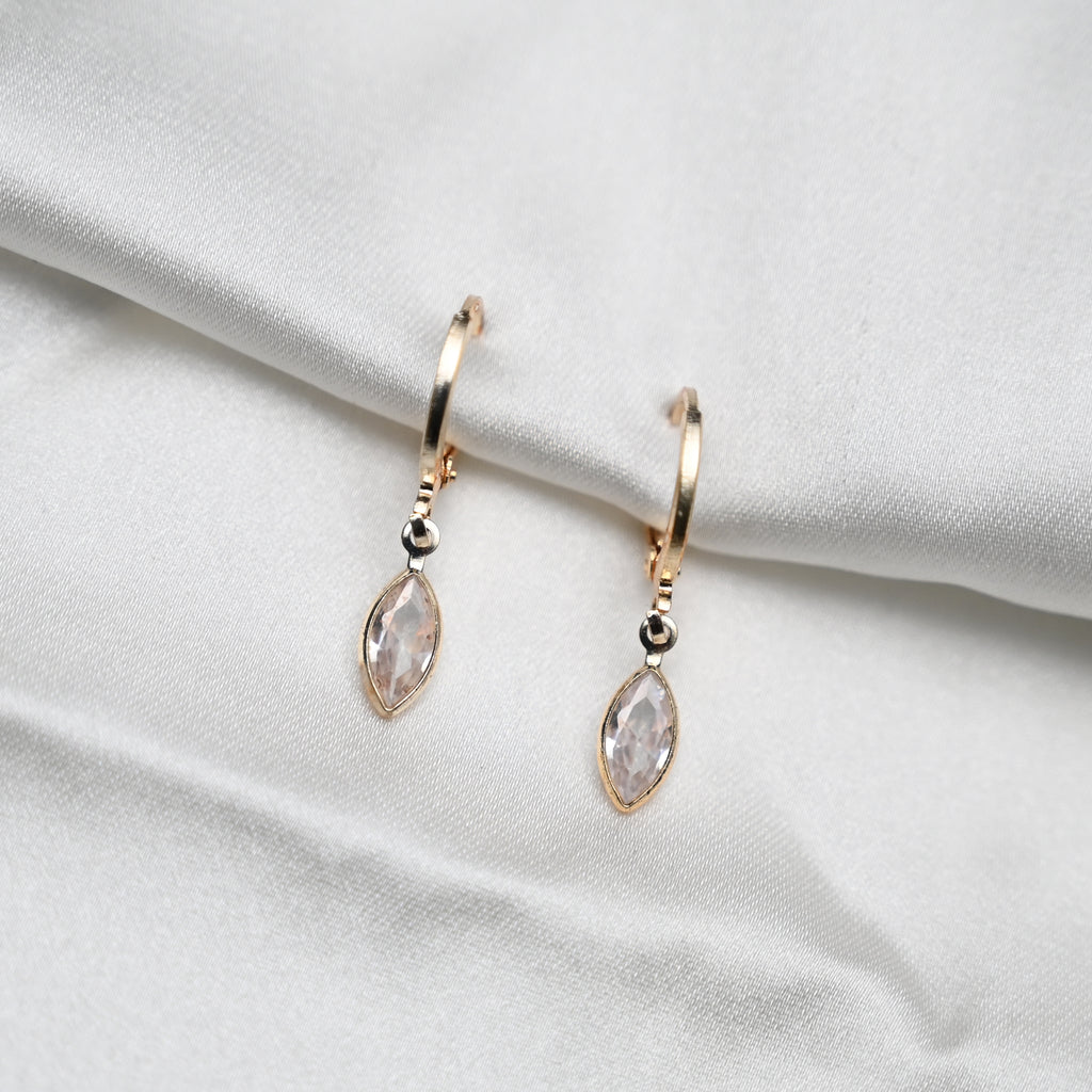 Almond crystal earrings