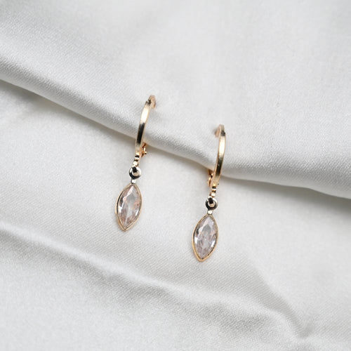 Almond crystal earrings