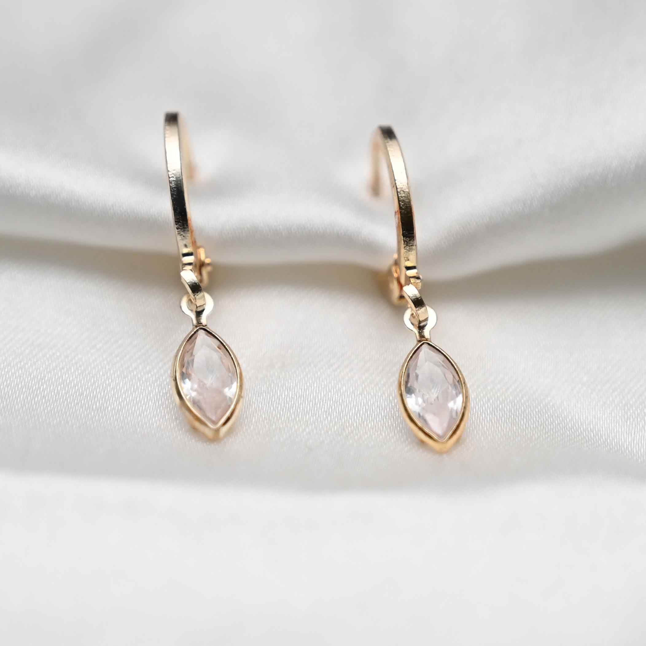Almond crystal earrings